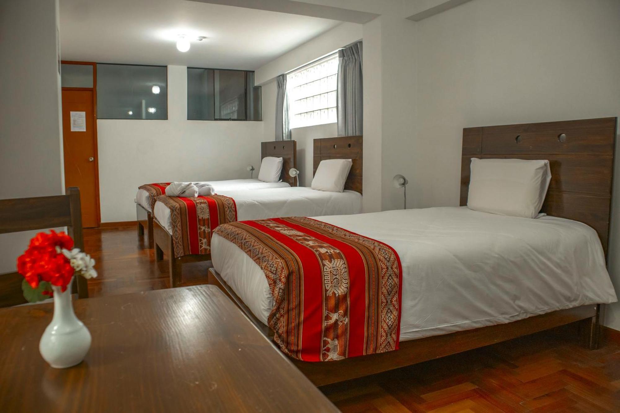 Hotel Del Prado Hometown 3*
