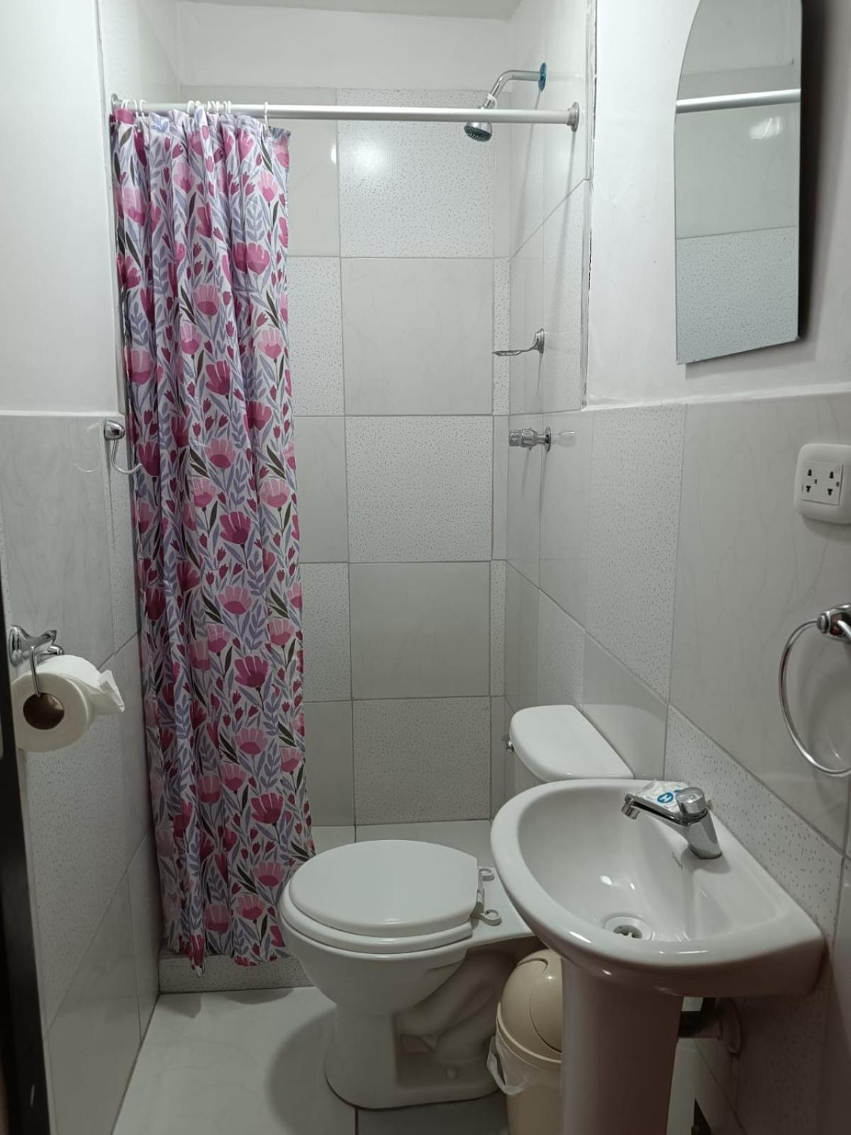 Marlon's Guest house *