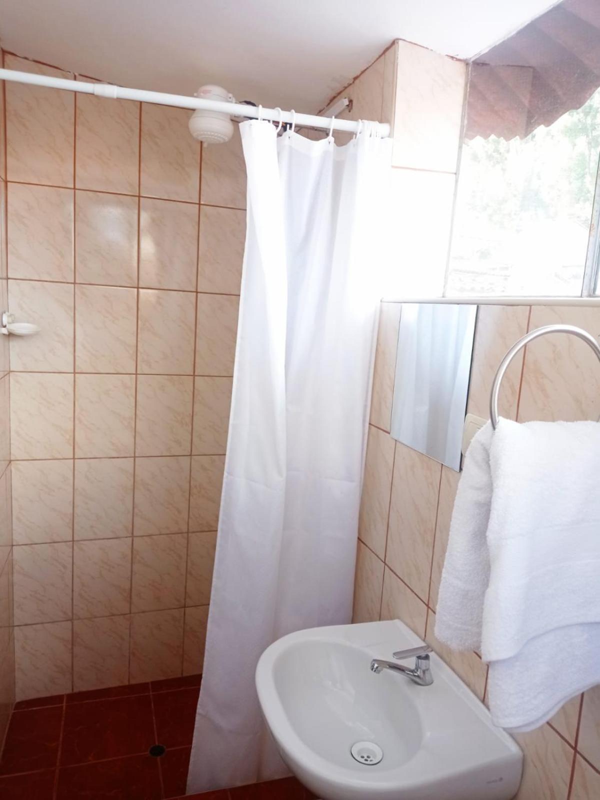 Hostal Sofia *