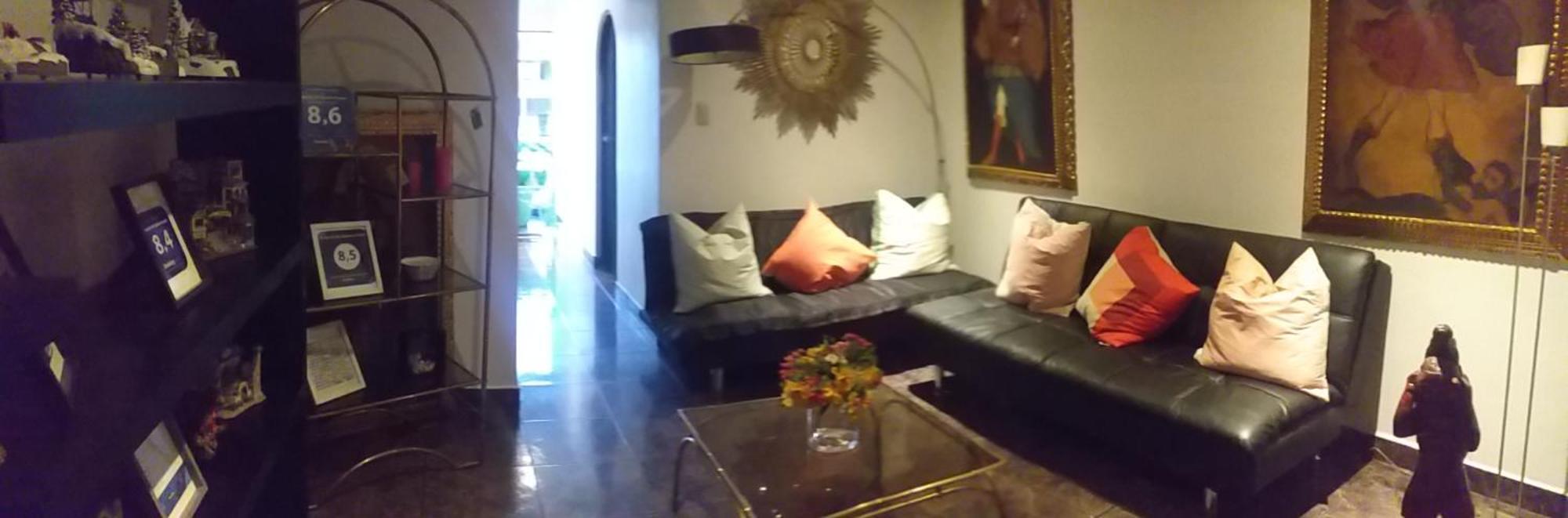 Acomodação com café da manhã  Casa De Mi Abuelo Hostal 2*