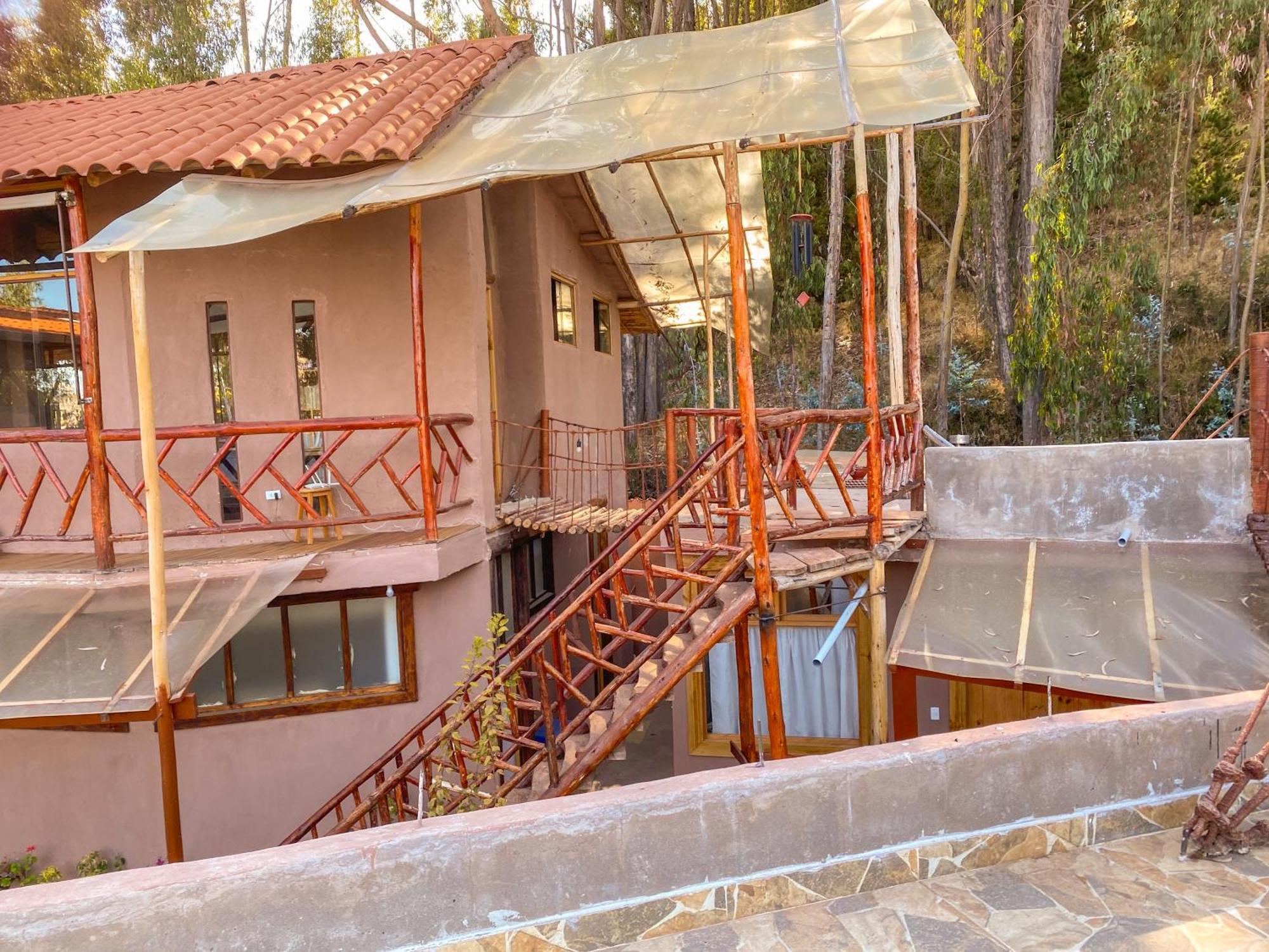 Lodge Pachananda Retreat Center *