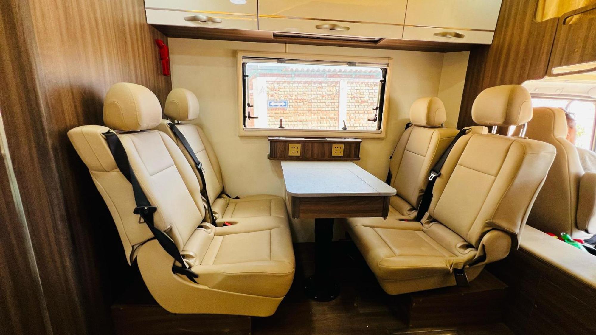 H500 Luxury Family Motorhome Rv