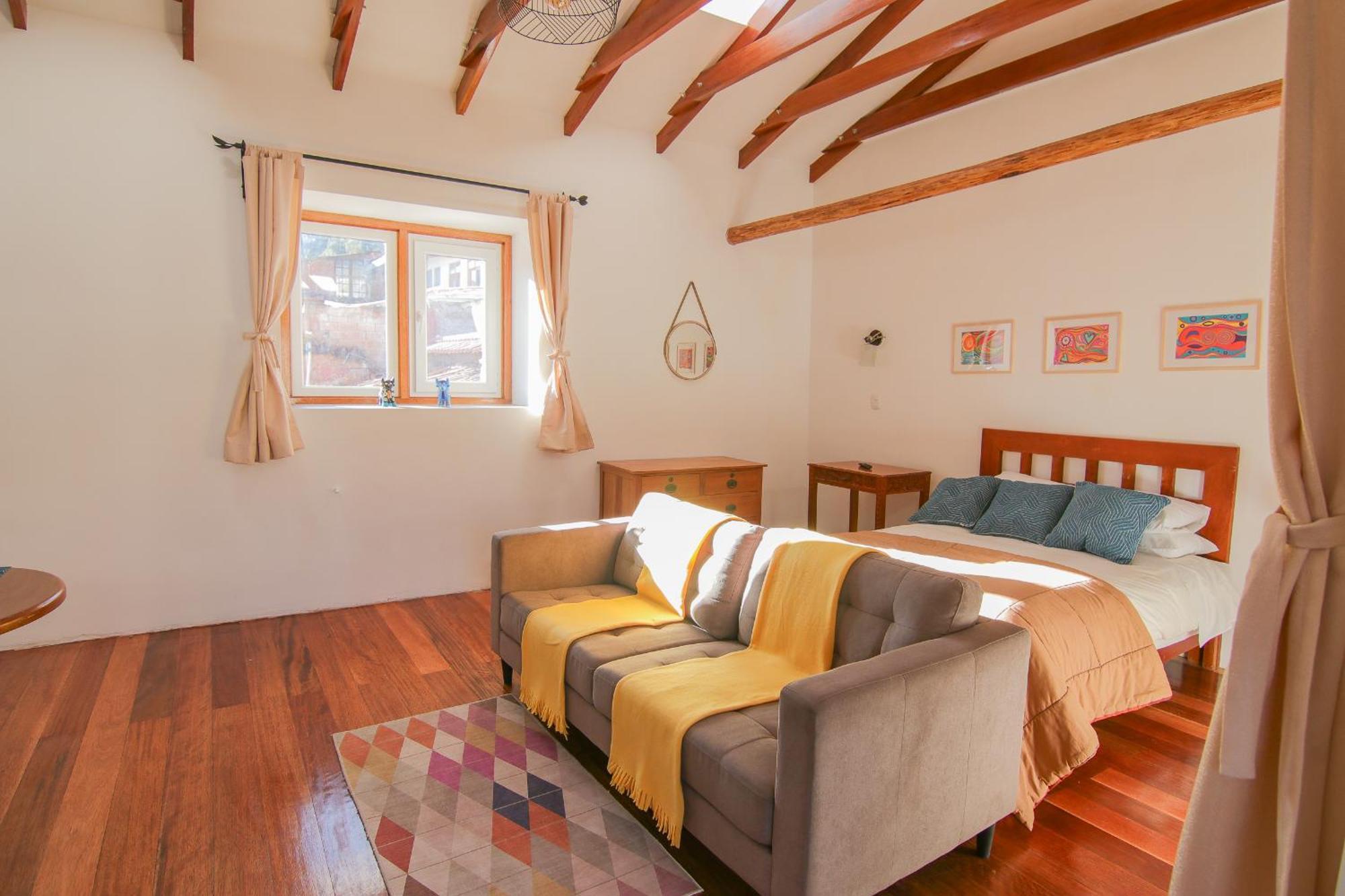 Sonqo, Con Lindas Vistas En Cuesta San Blas 561 *