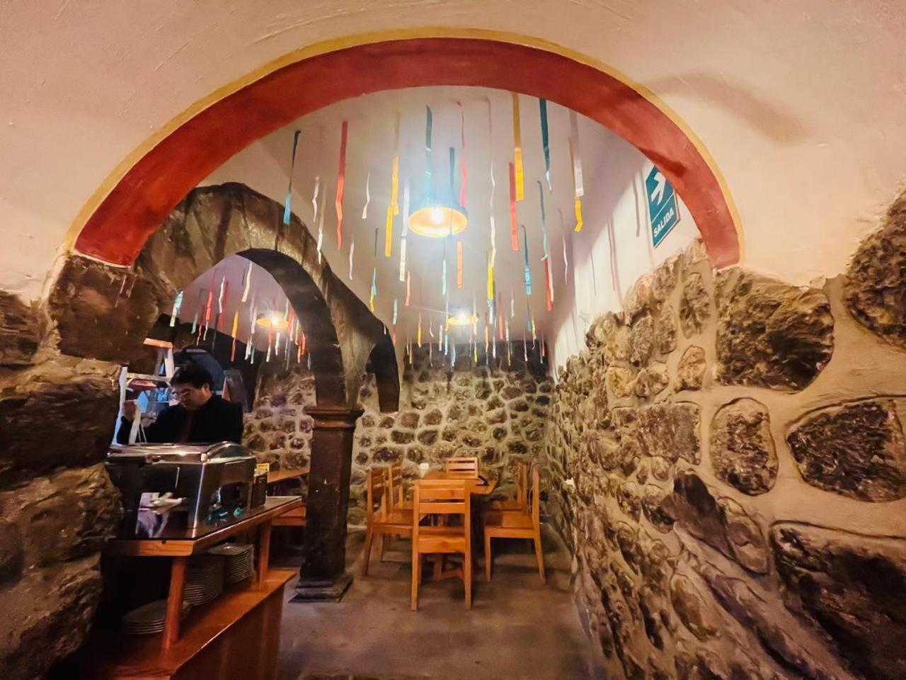 Rojas Plaza Boutique Hotel