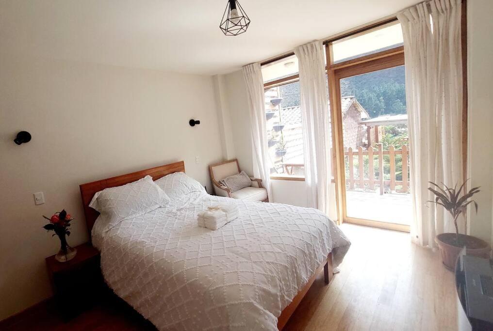 Luxury Cozy With Mountain View Andhot Tub In Pisac *