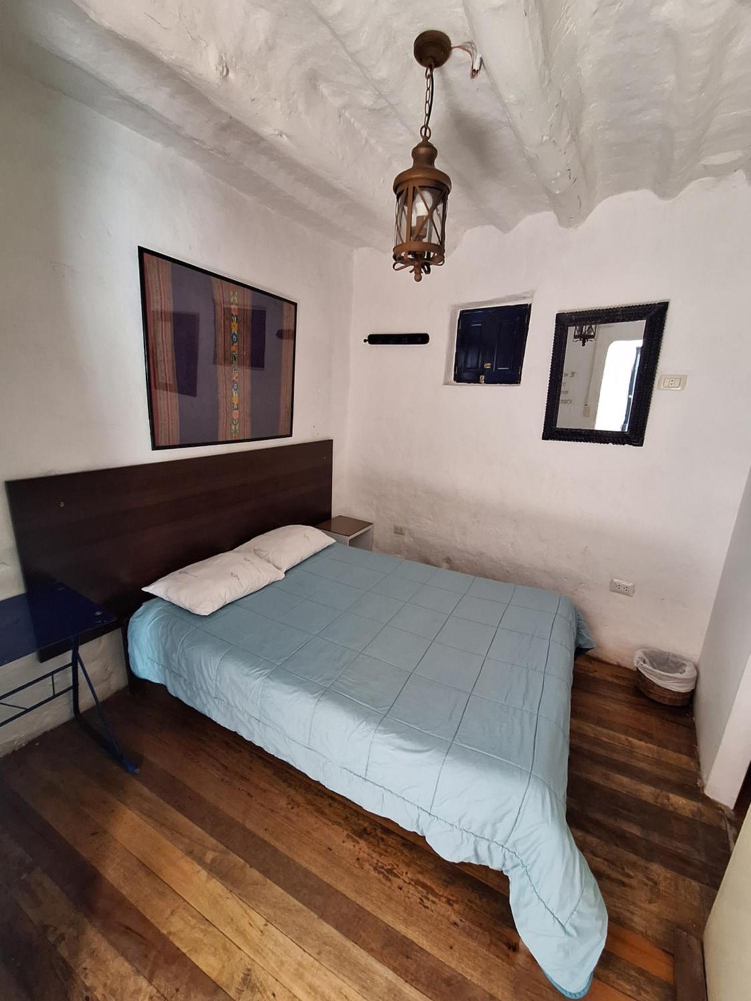 Intro Hostel *