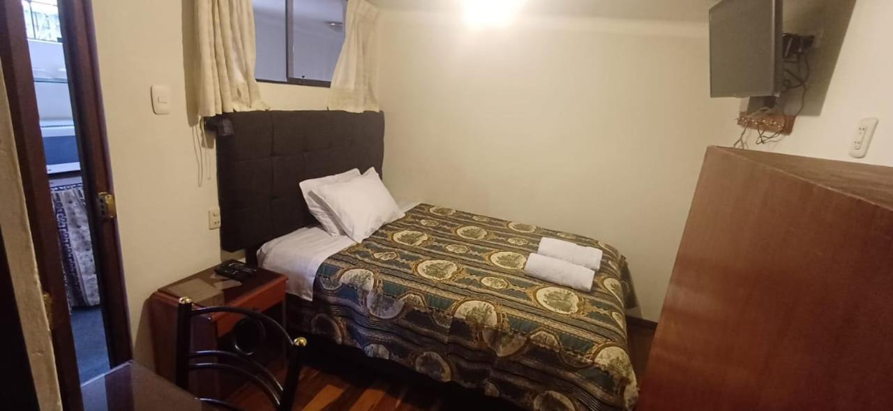 Inn Alfredo's Palace