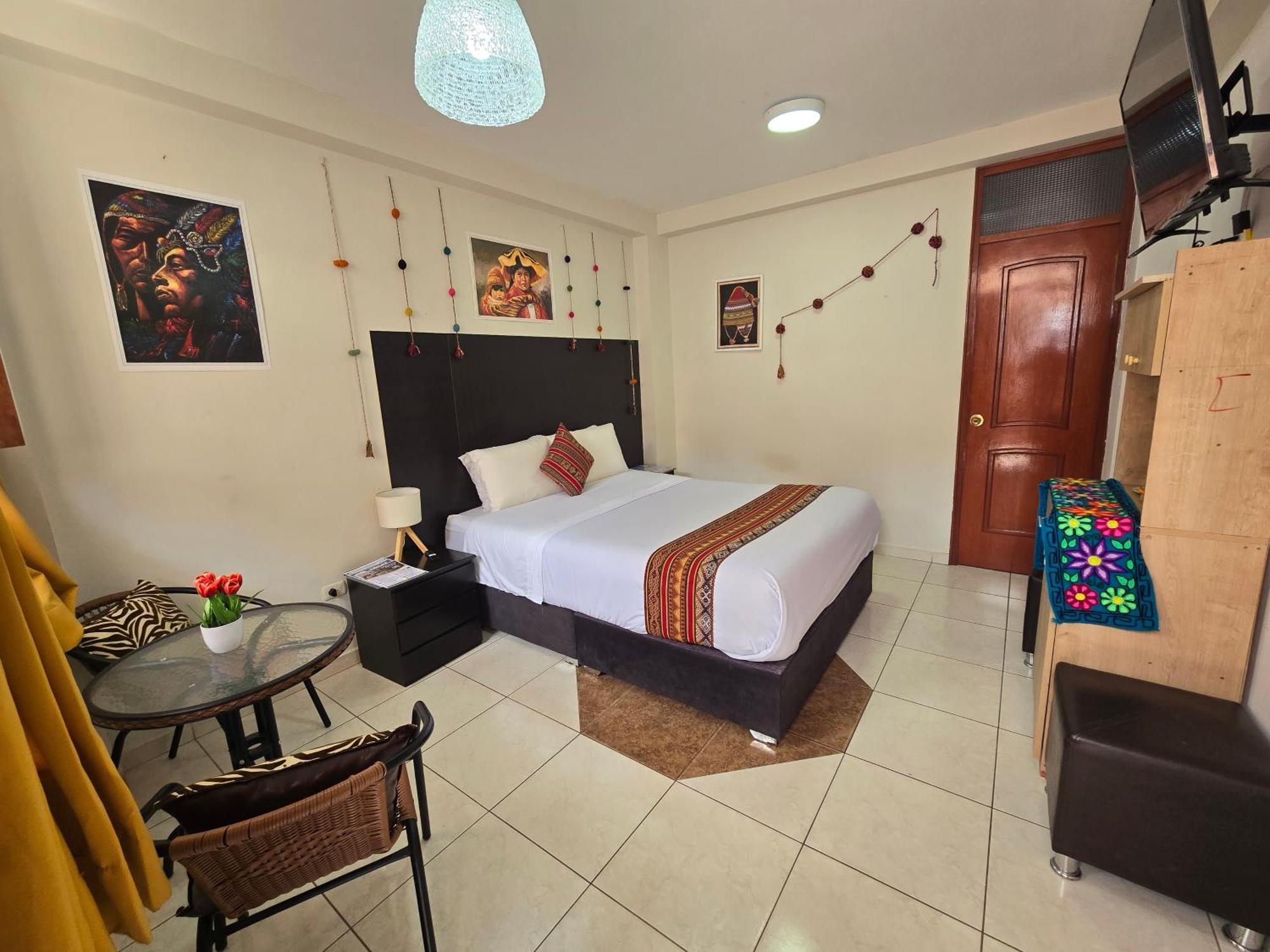 Cusco Rooms *