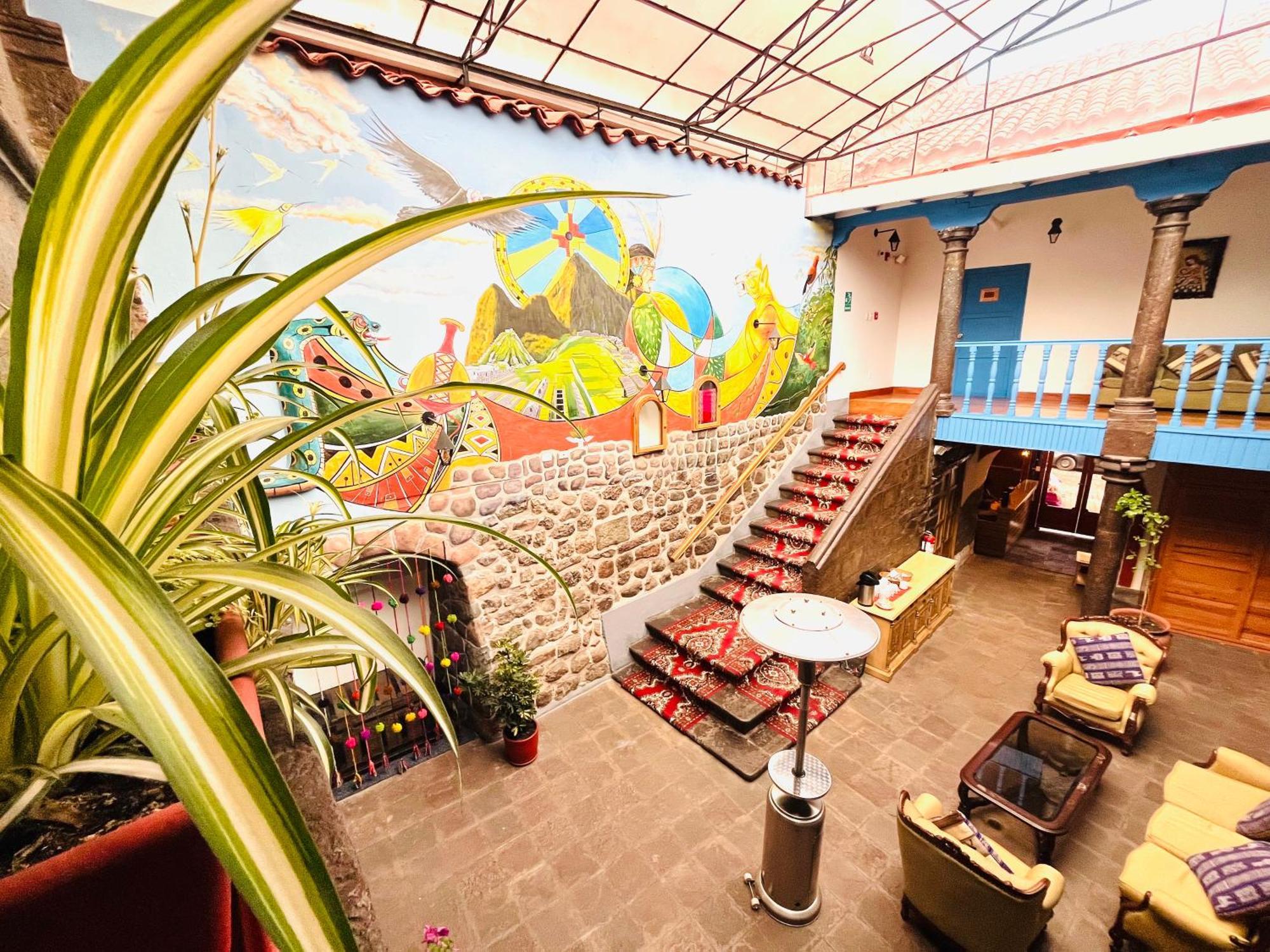 Rojas Plaza Boutique Hotel 3*