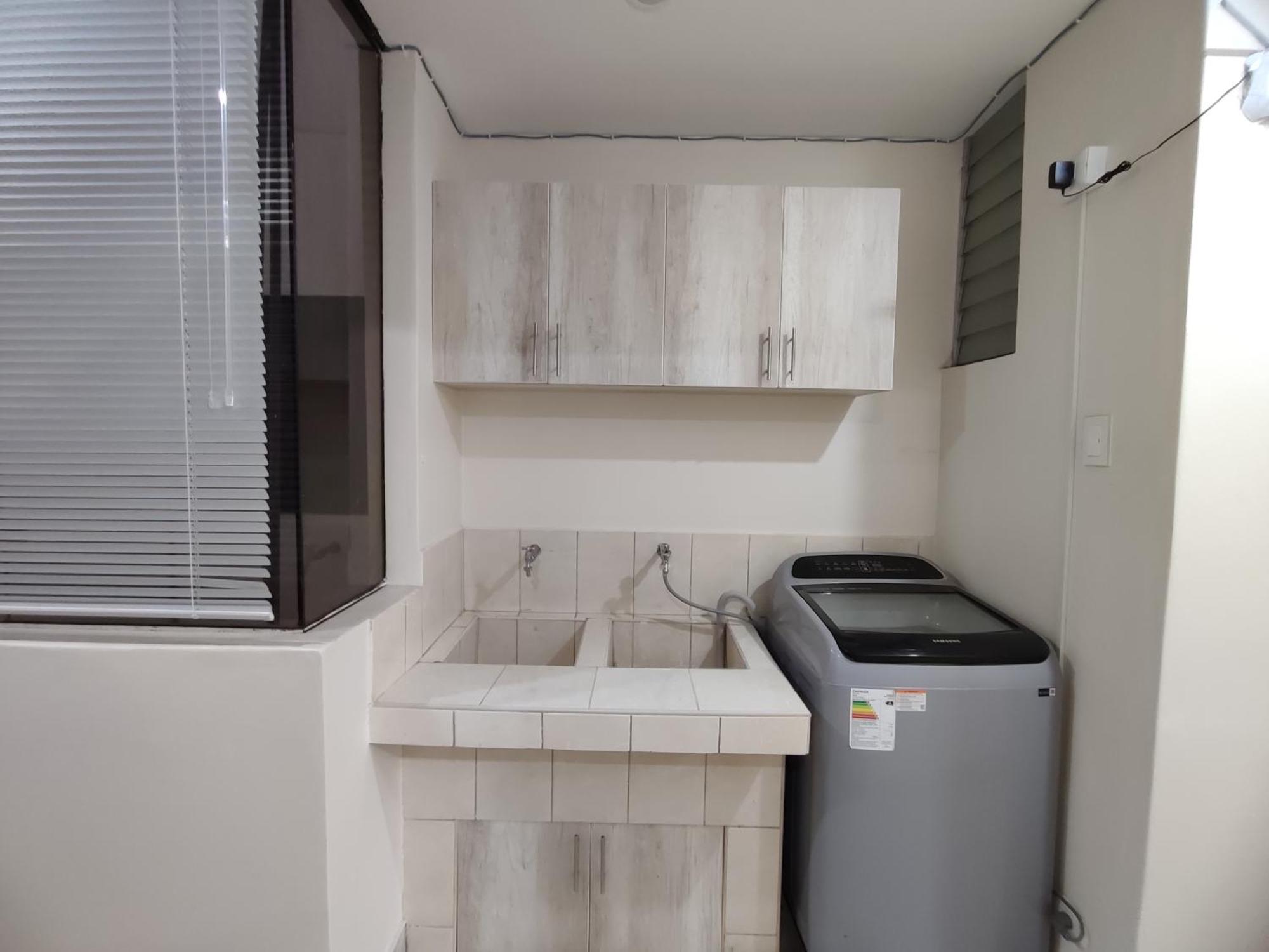 Noah House Apartment *