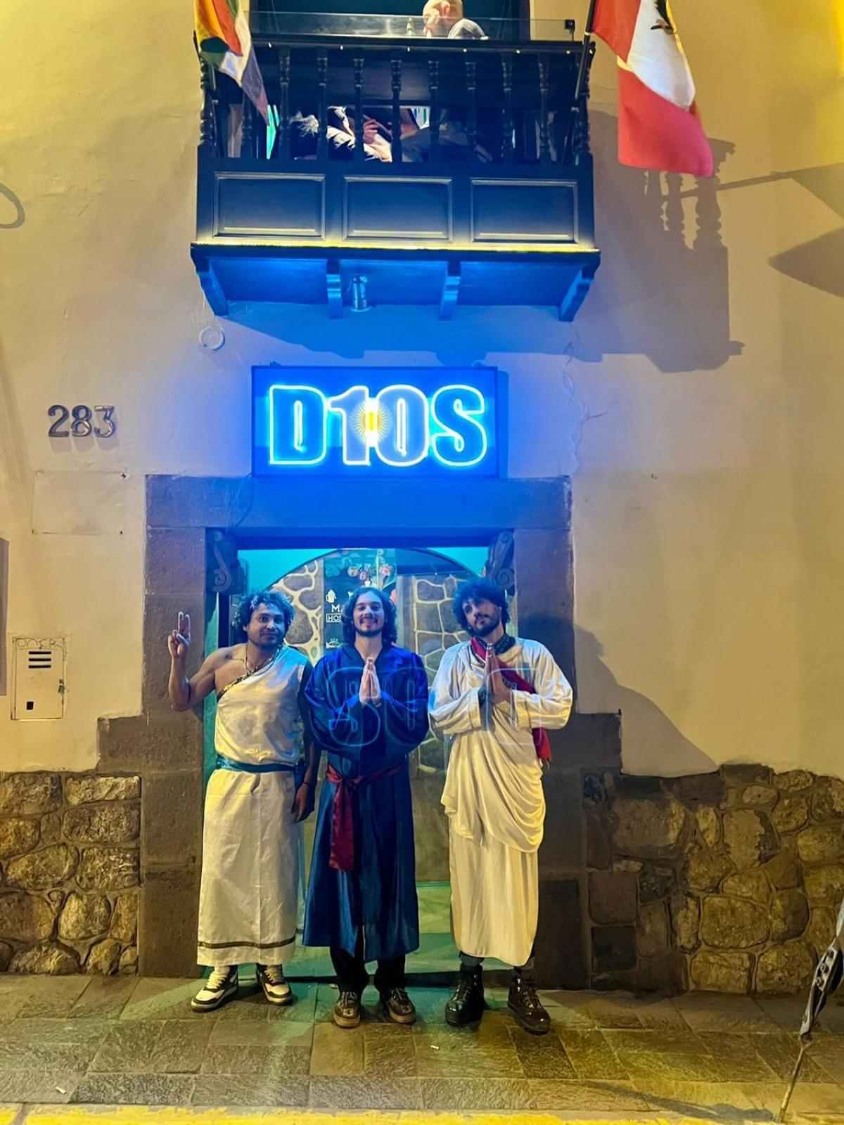Hostel Magar Bar *