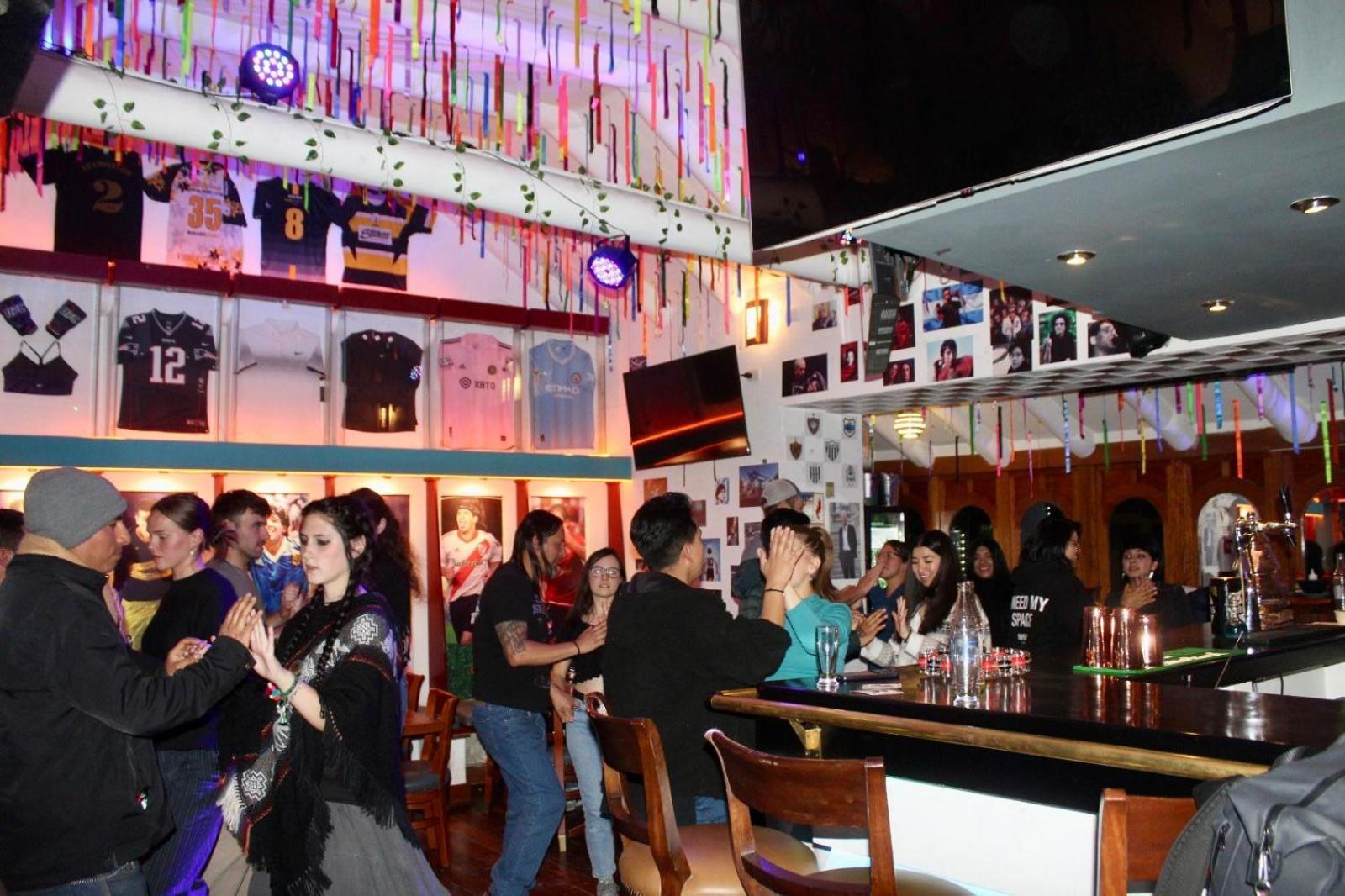 Magar Bar *