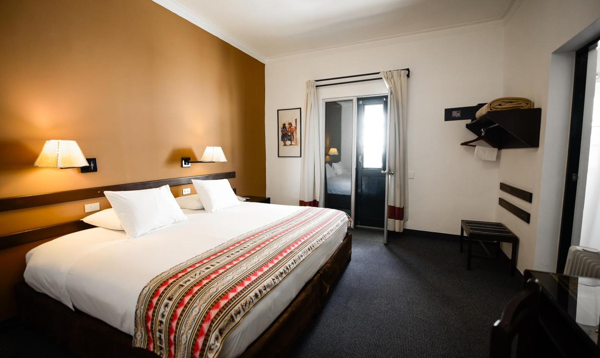 Hotel Raymi
