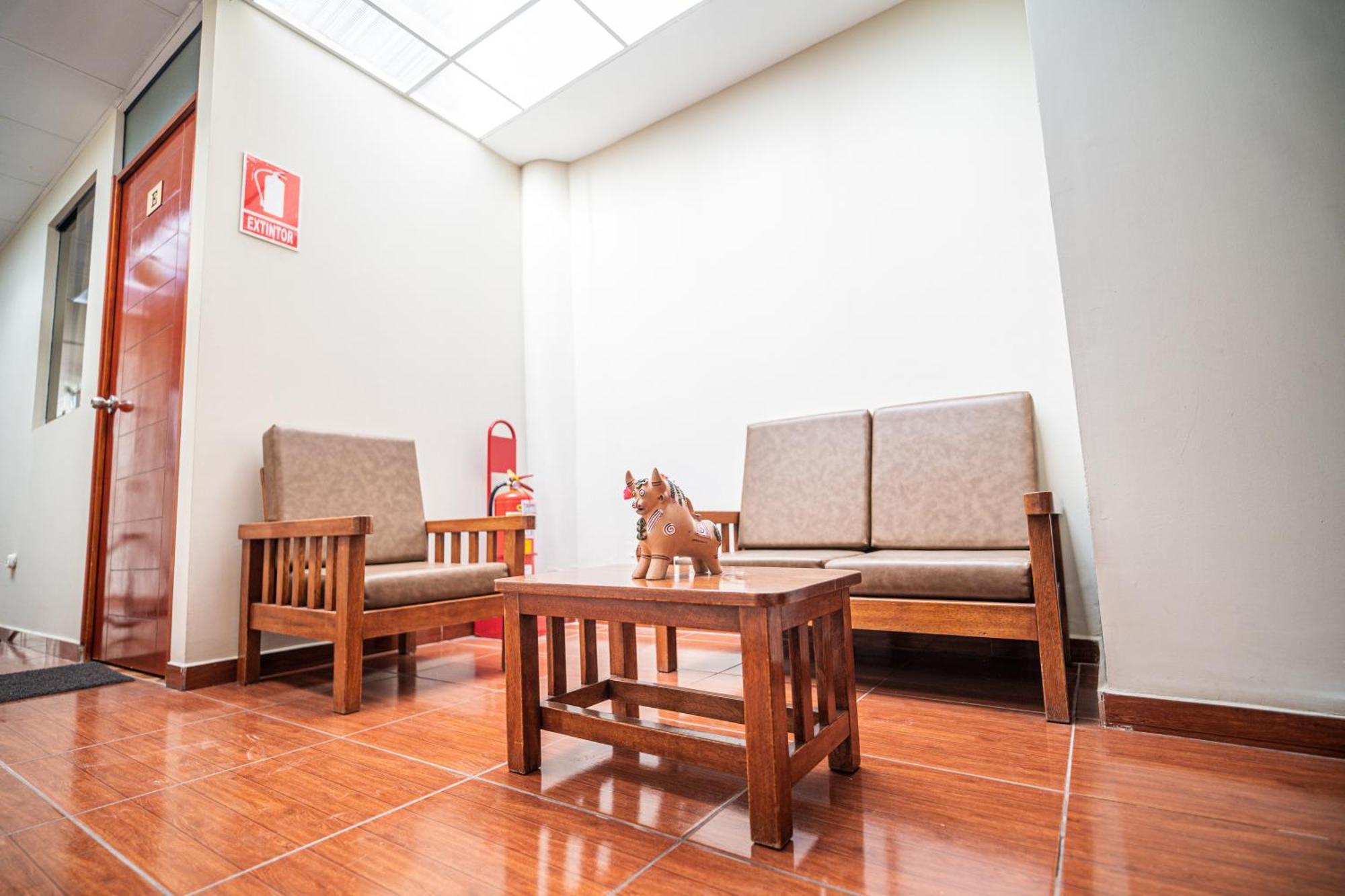 Hotel Urpi 2*