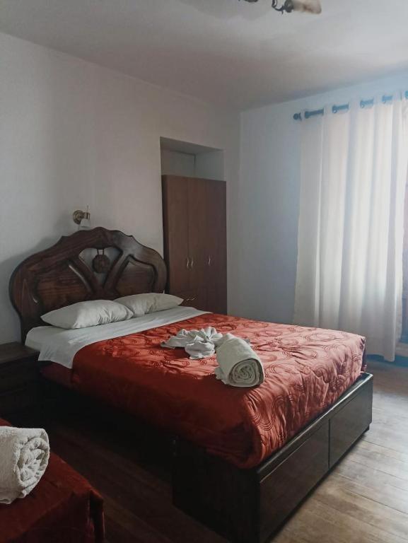 Carmen Hotel *