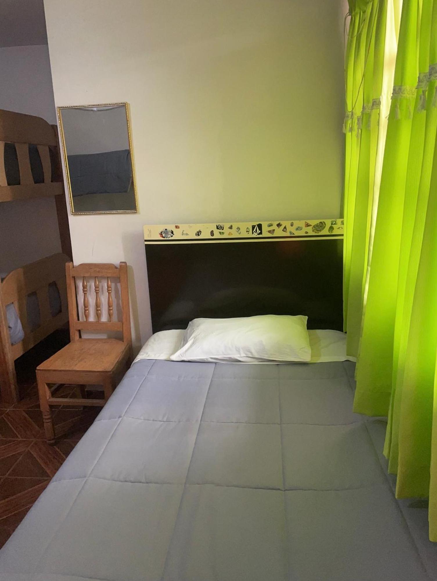 Jimy's House Hostal *