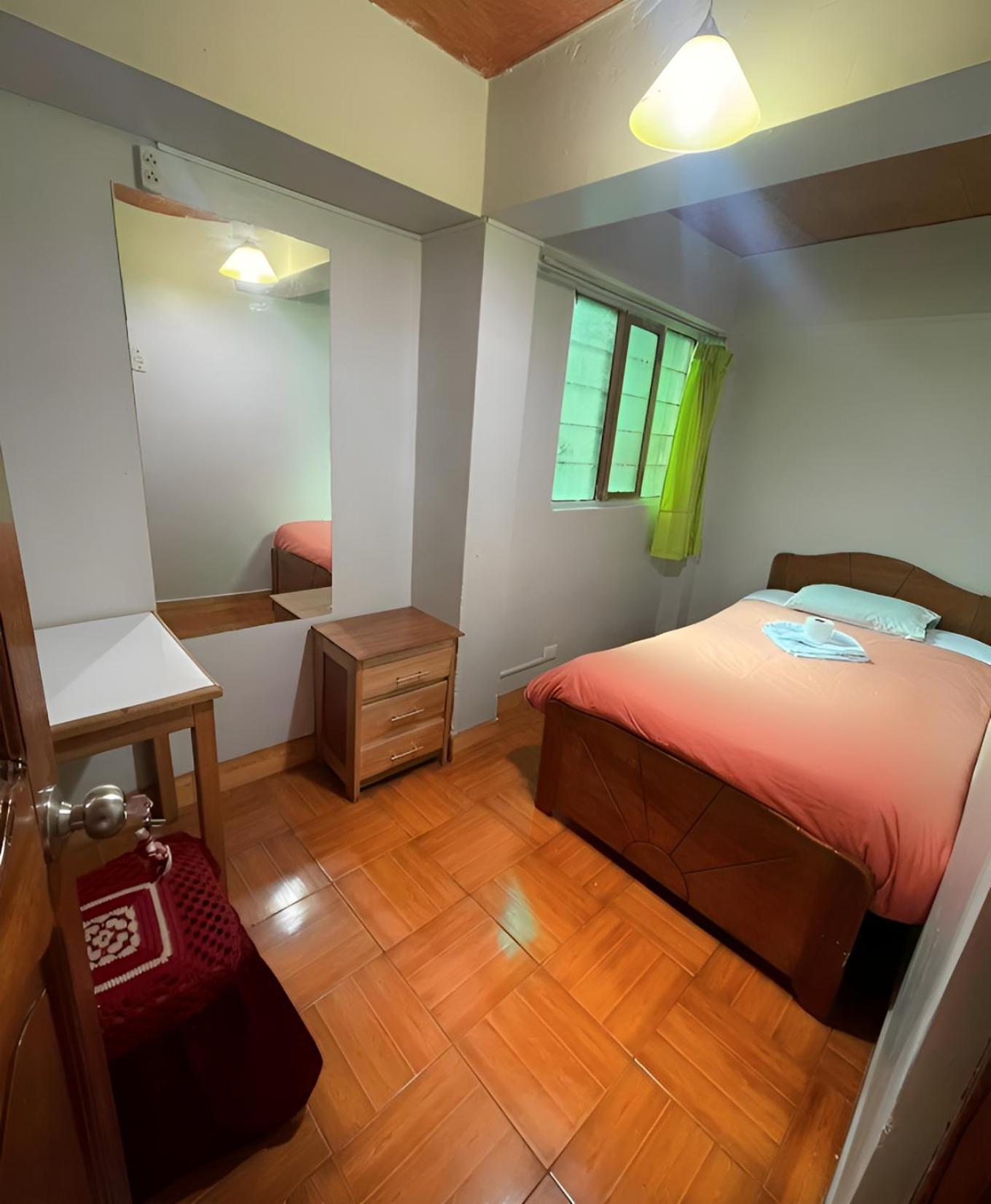 Jimy's House Hostal *