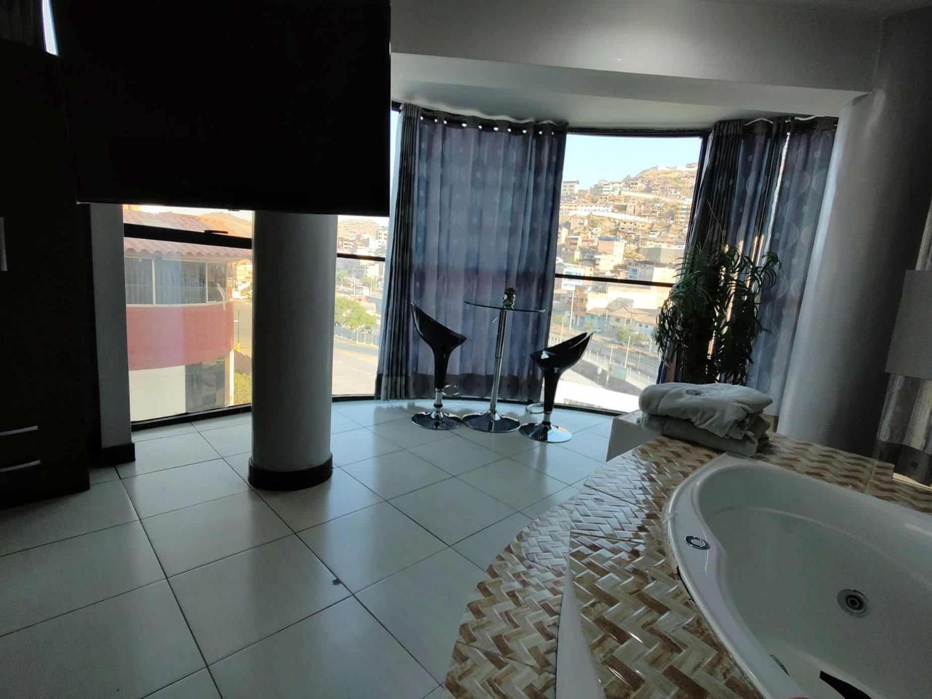 Platinum Palace Hotel 2*