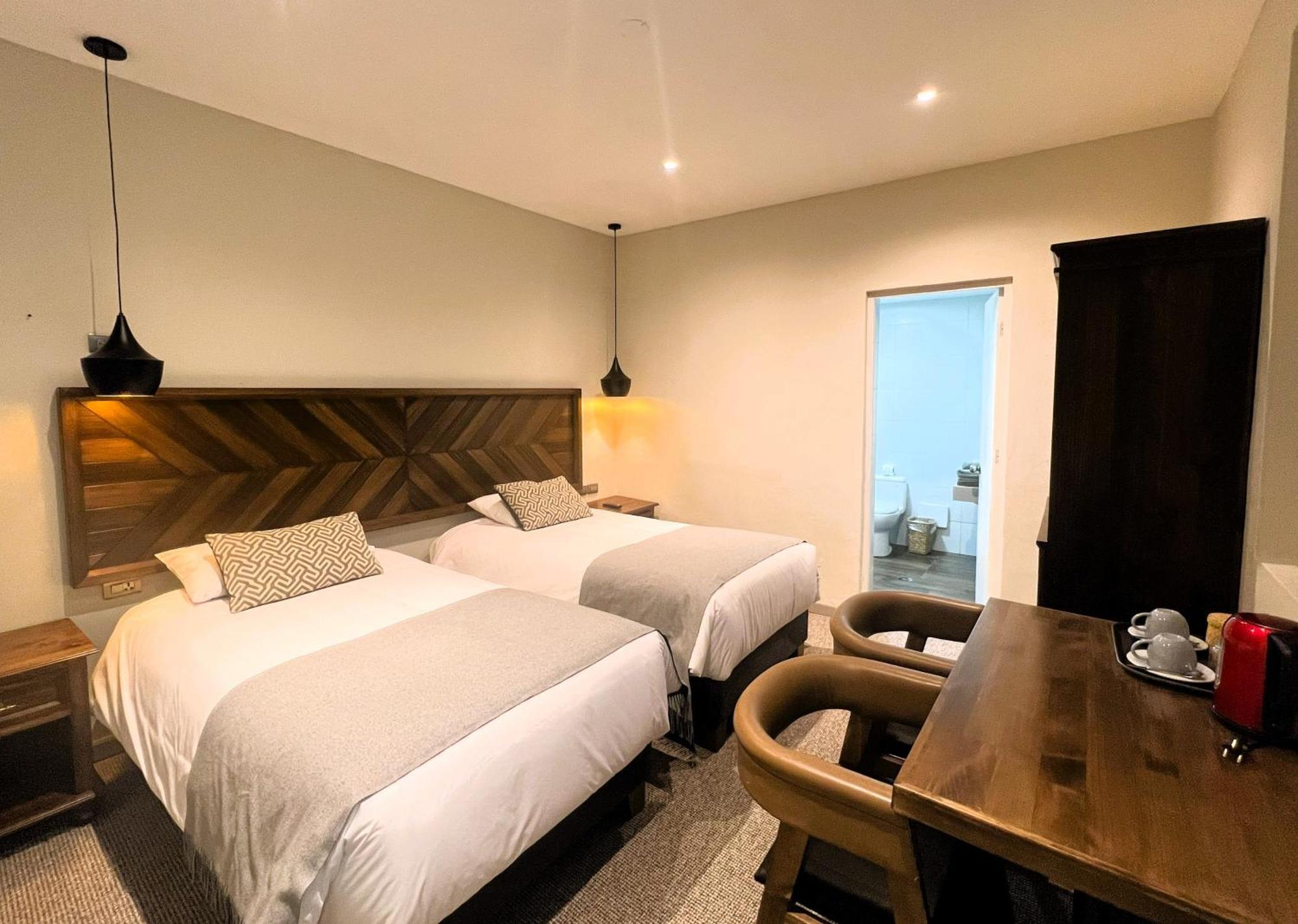Montes Hotel