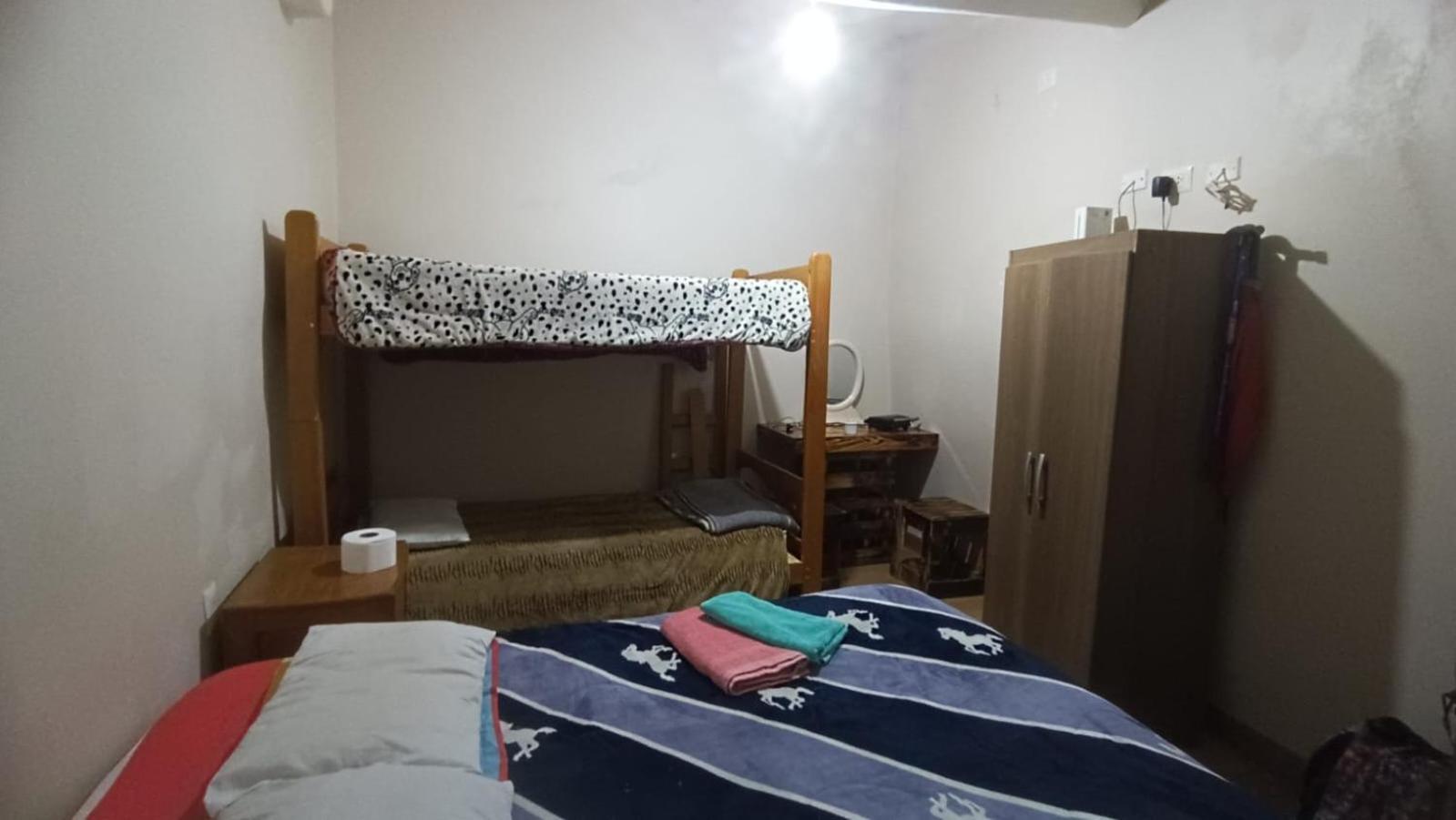 Ukumari Hostel *