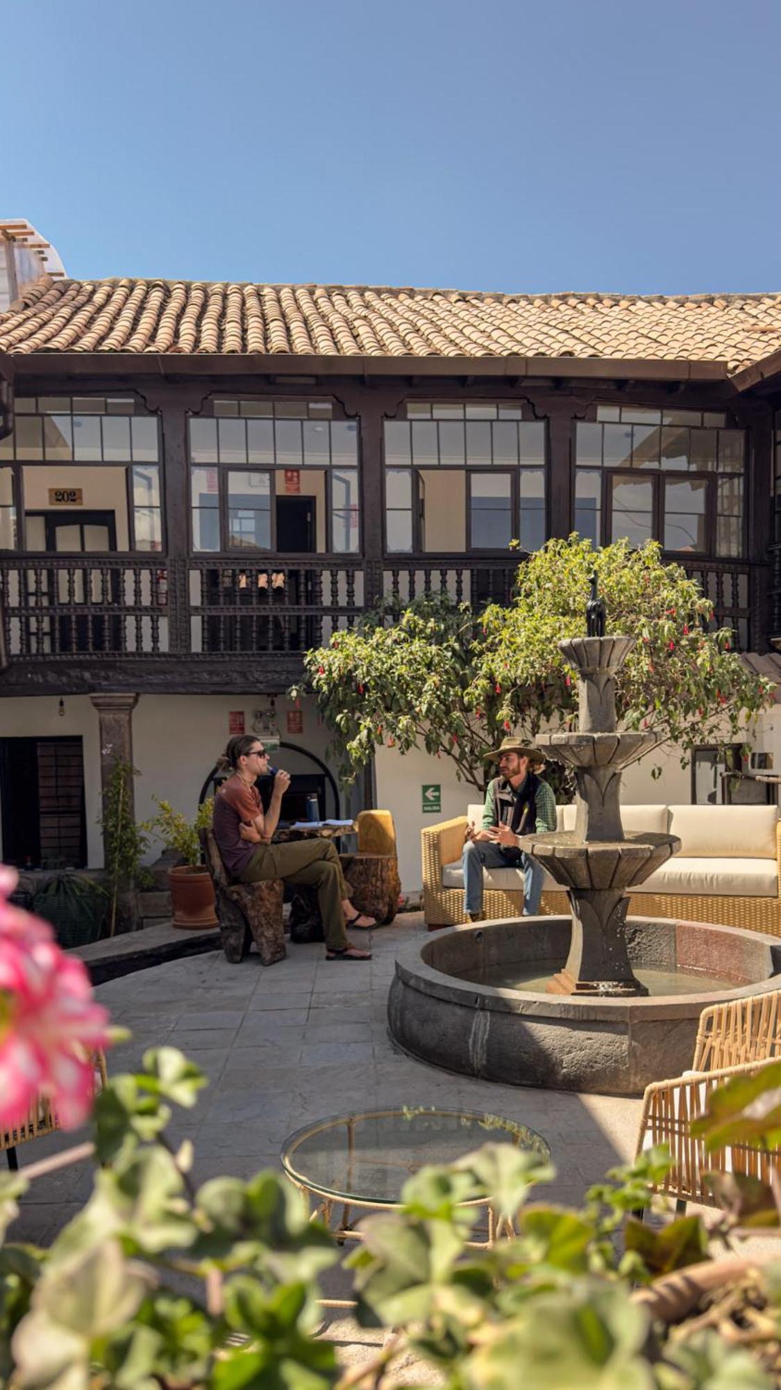Black Llama Hostel Cusco