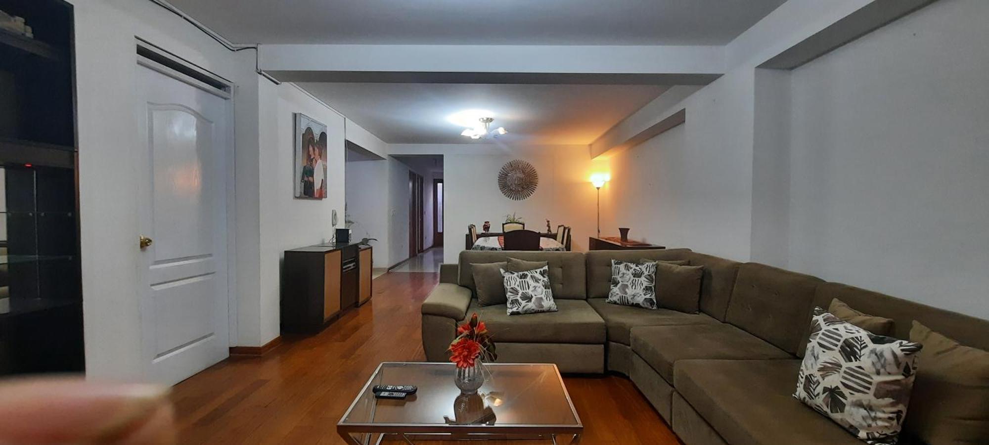 Departamento Con Patio Y Centrico En * Cusco