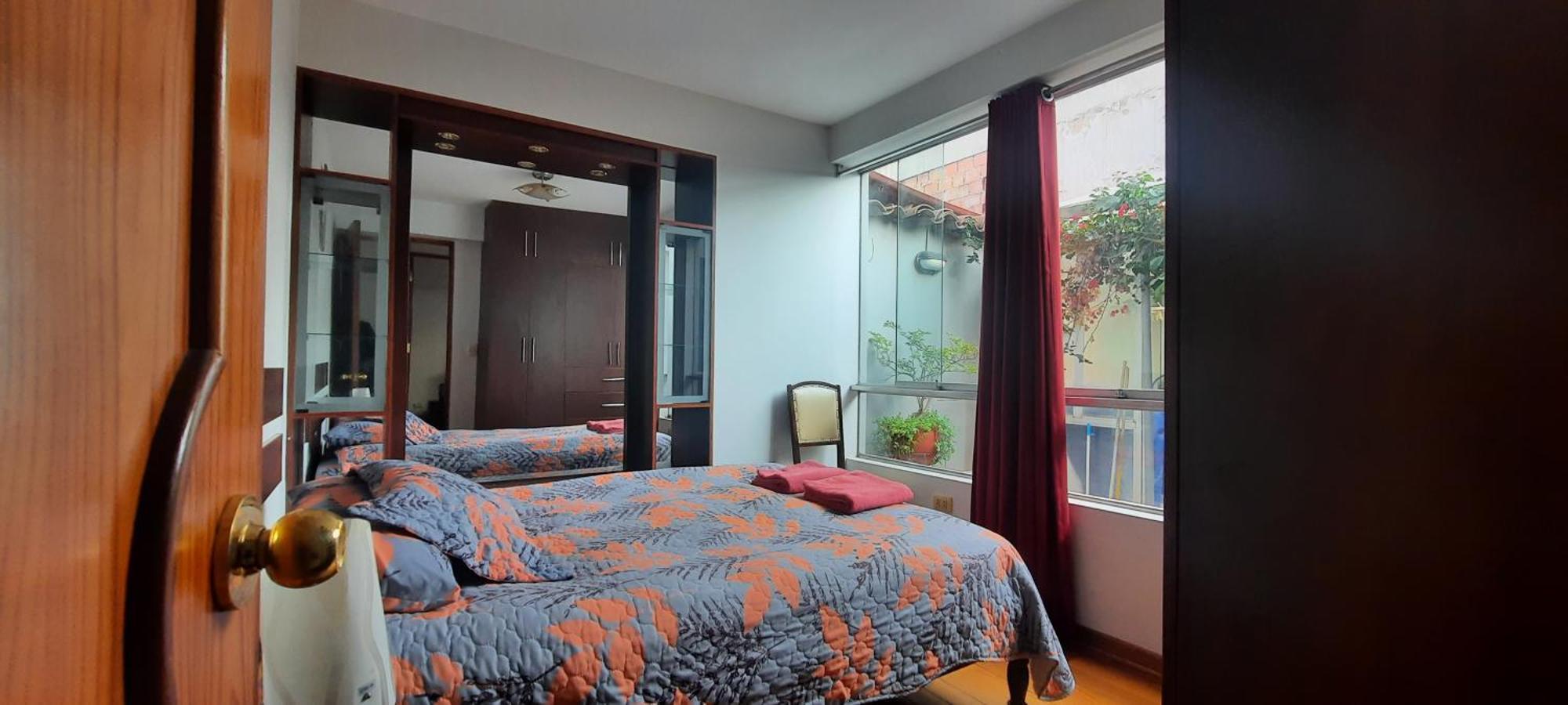 Departamento Con Patio Y Centrico En