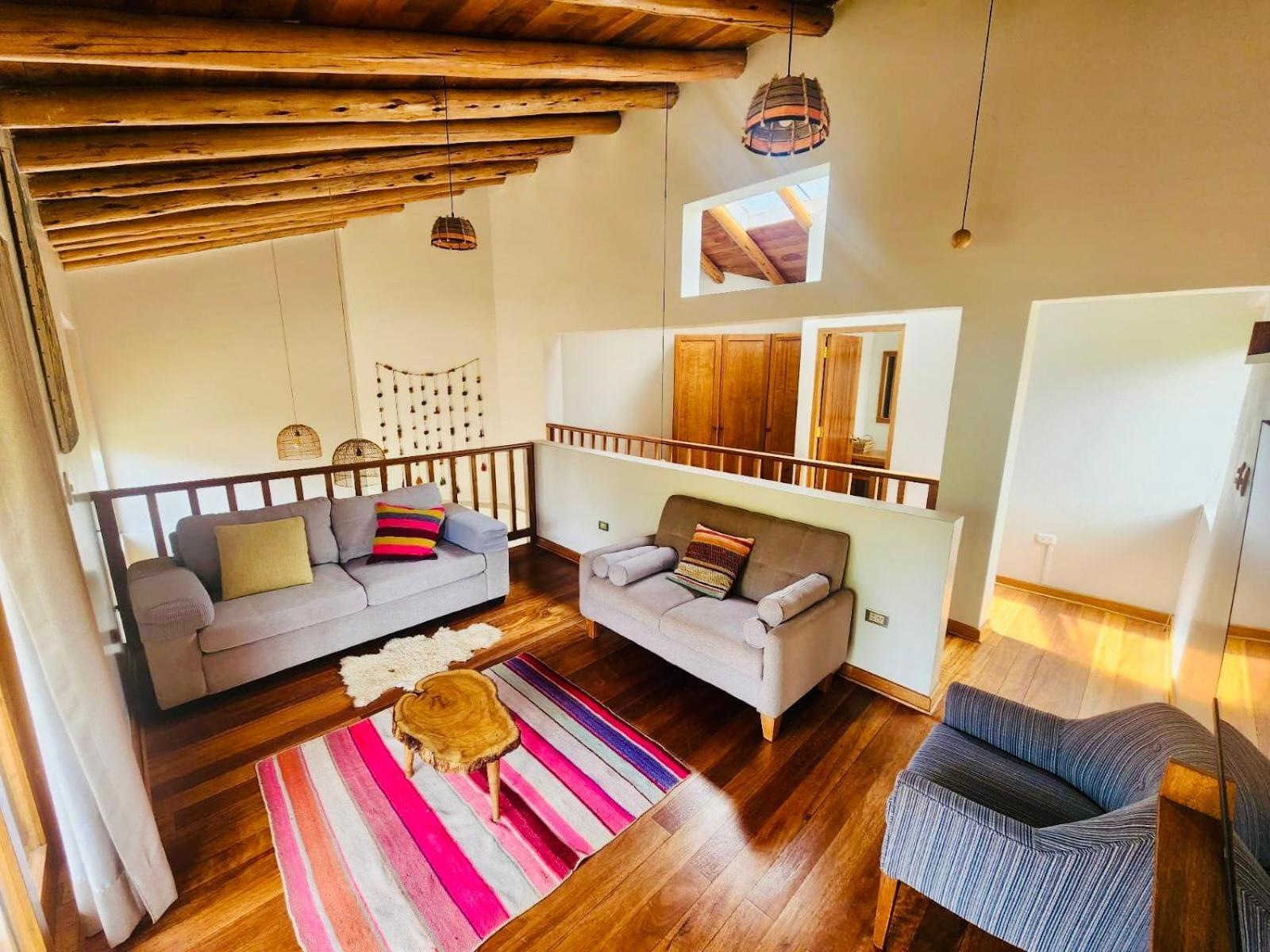 Tranquil Creekside In Sacred Valley Chalet Cusco
