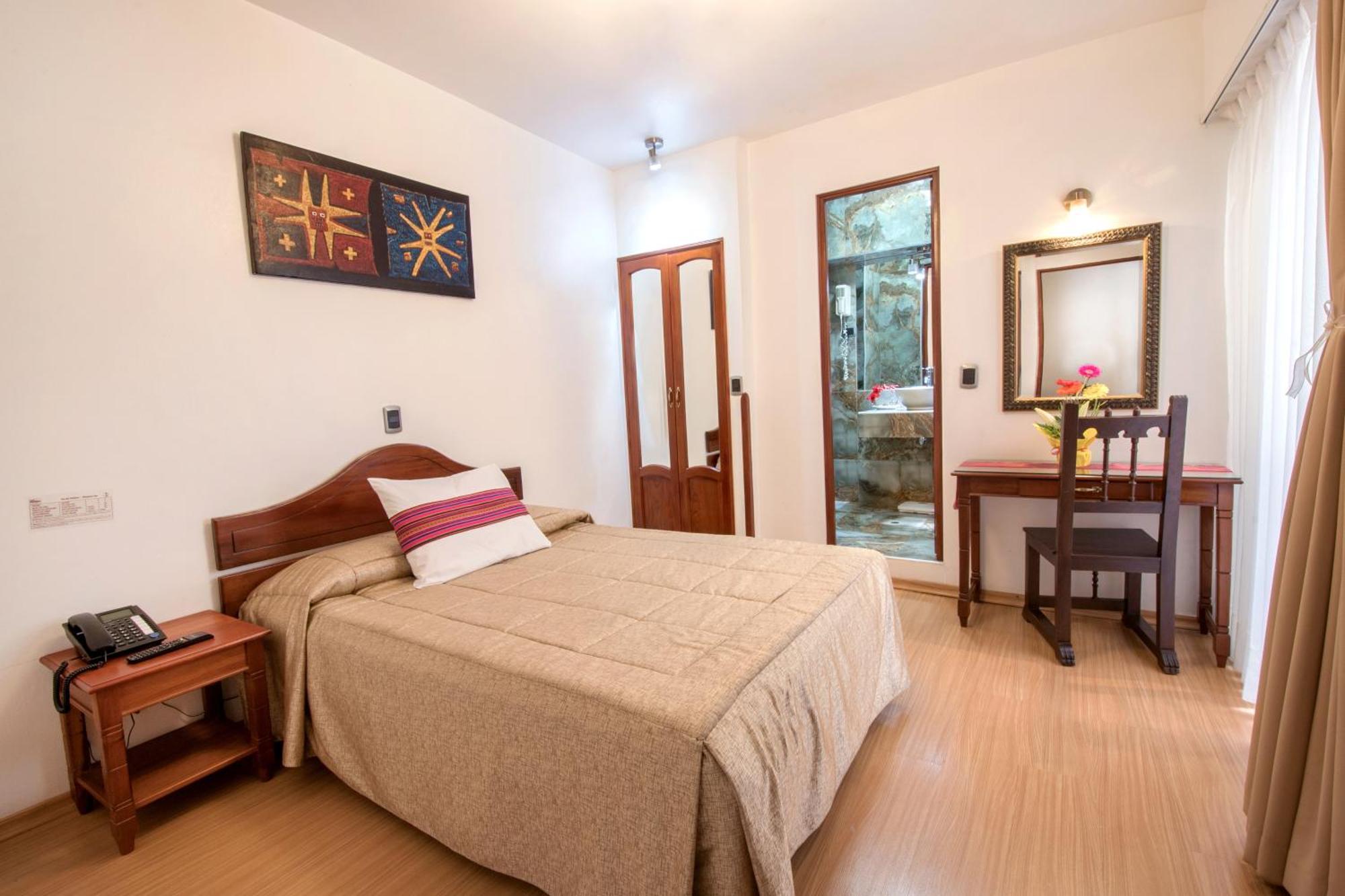 Ruinas Hotel 3*