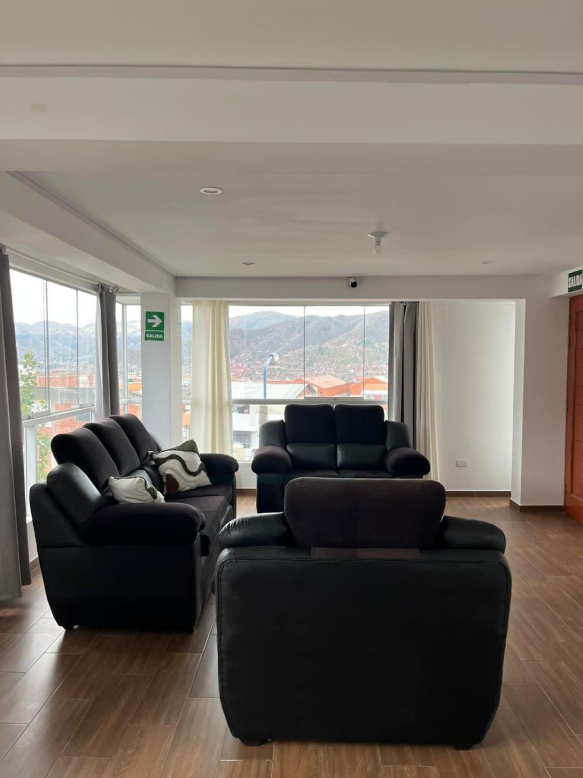 Llamas House Lll Cusco