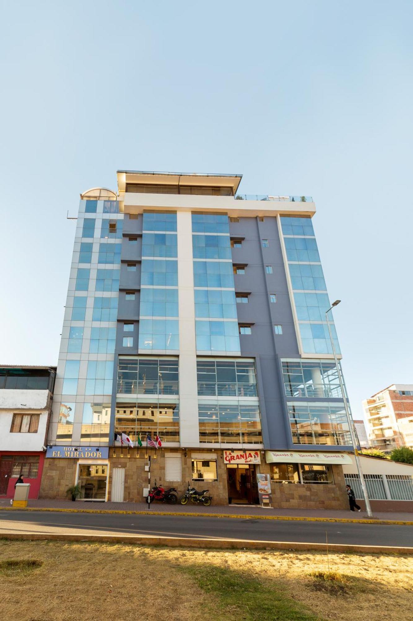 Sky Mirador Hotel 2*