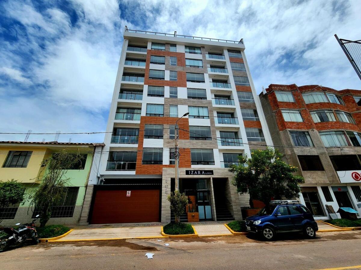 Luxury In A Residential Area Apartment