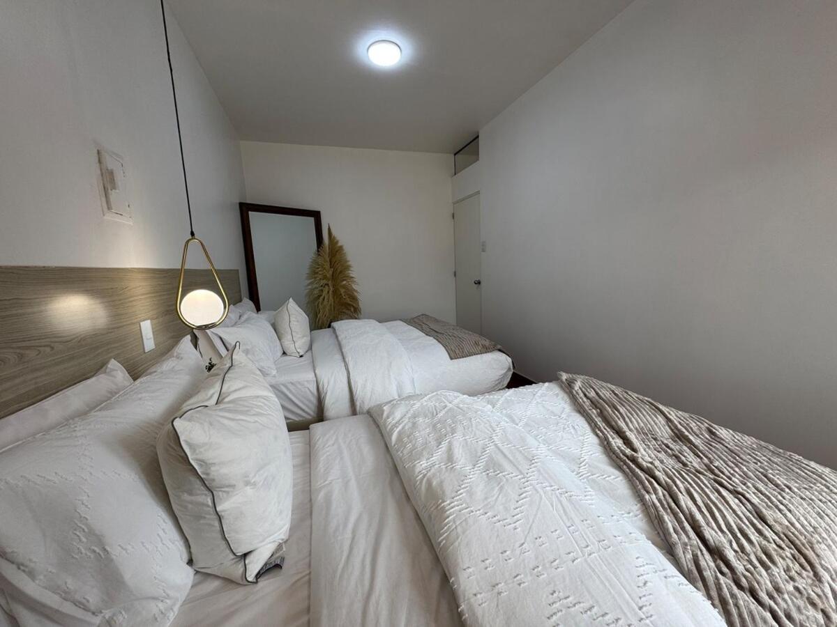 Luxuriou 2 Blocks From The Main Square 4 Bed