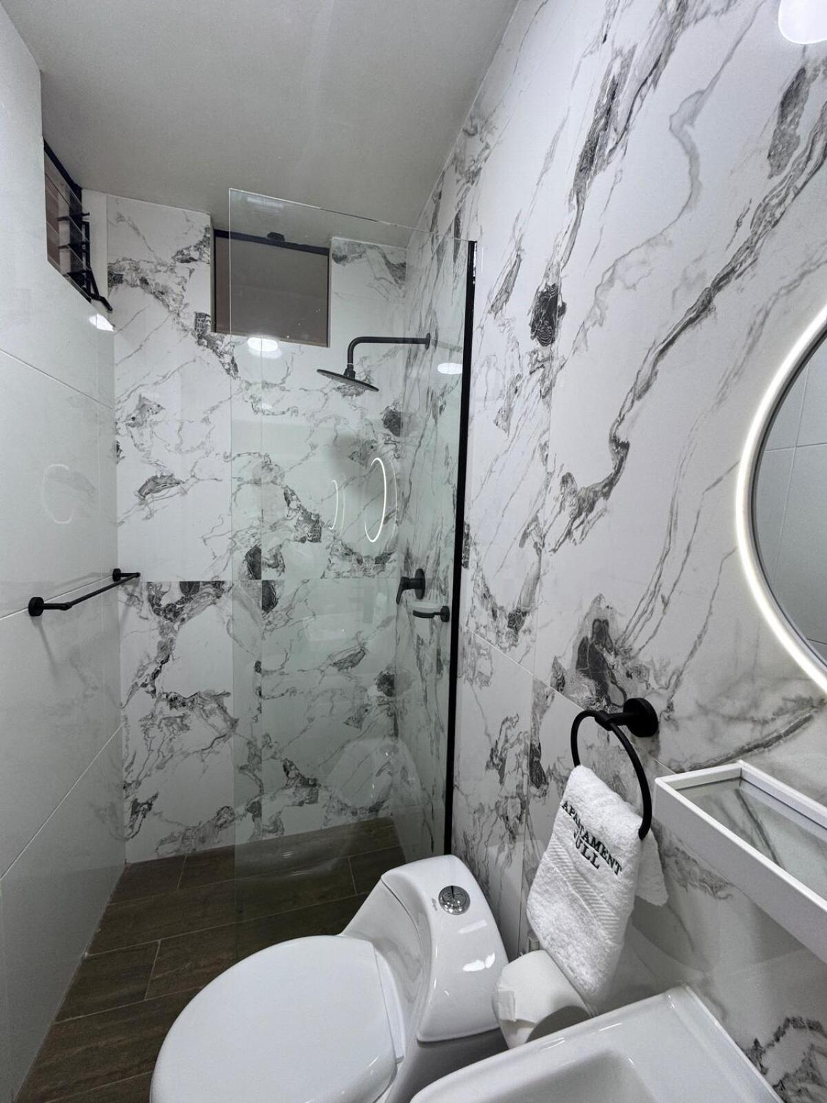 Apartamento Luxuriou 2 Blocks From The Main Square 4 Bed *