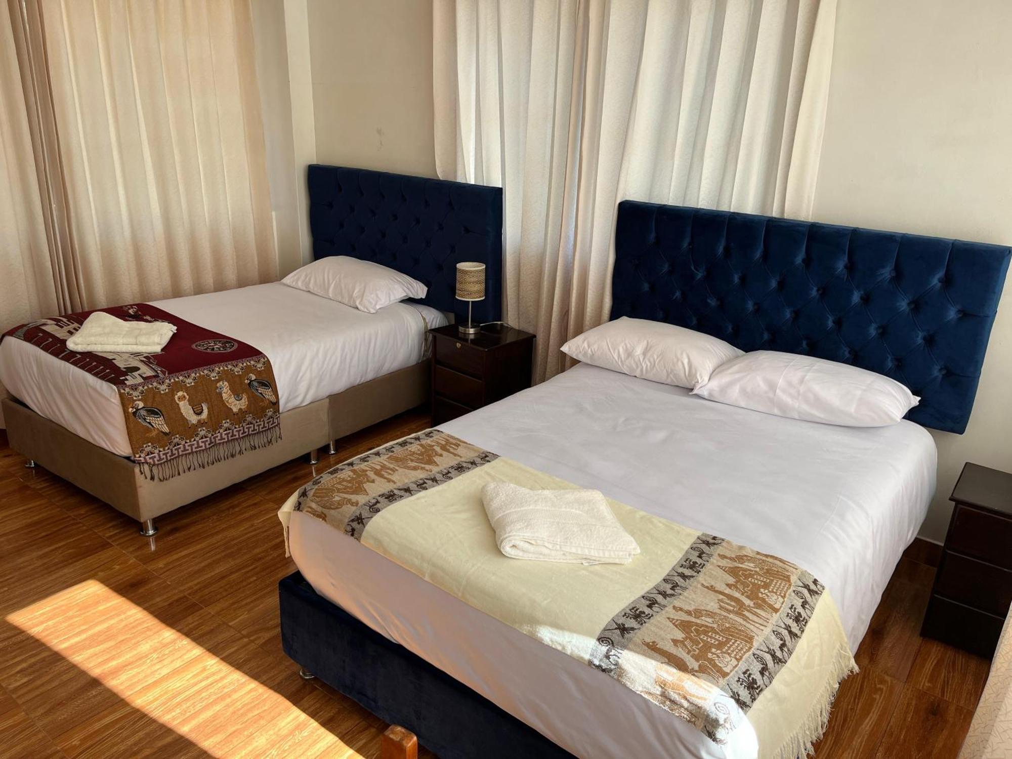 Lodge Tikary