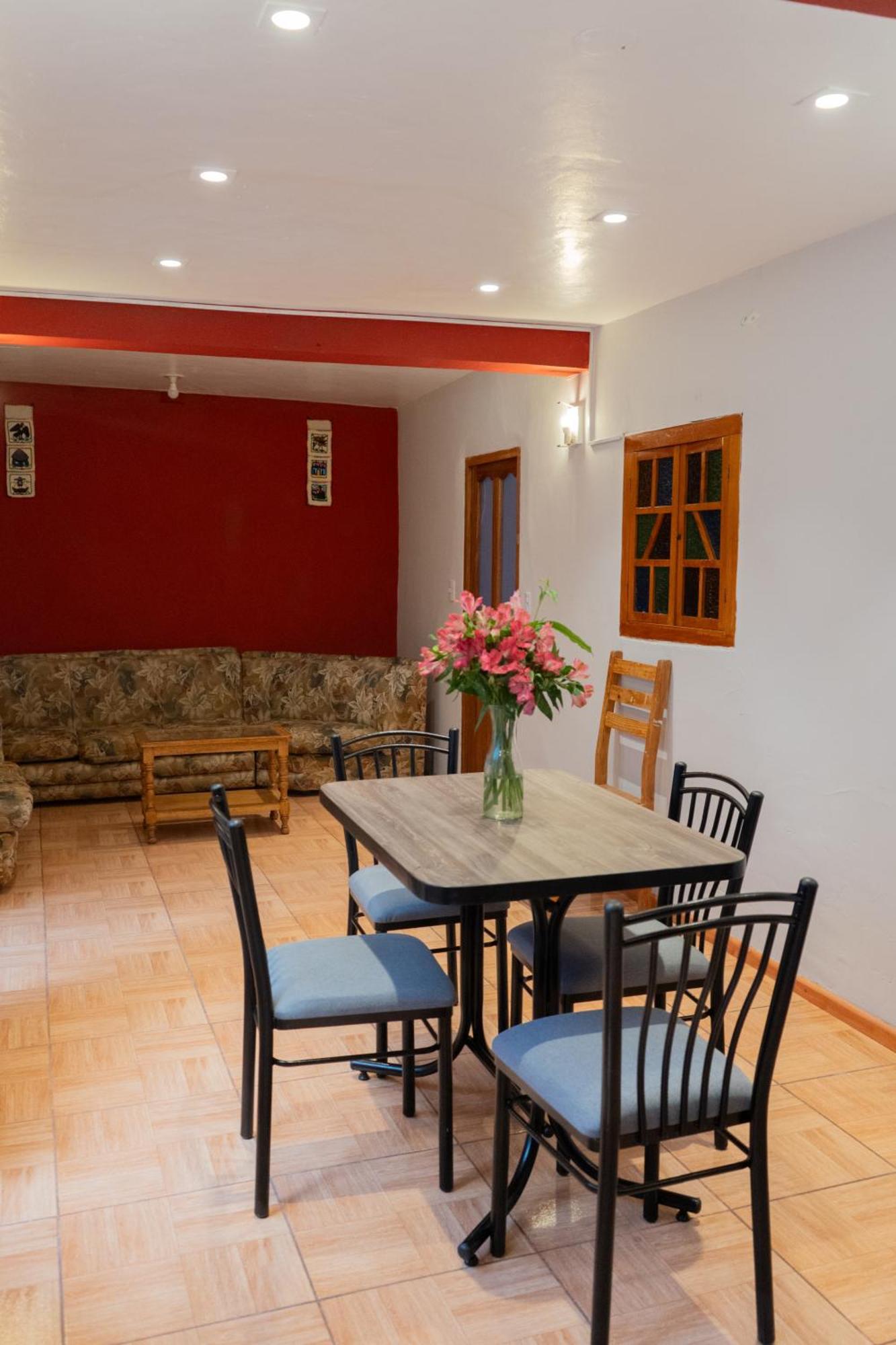 Charming And Quiet In Apartment