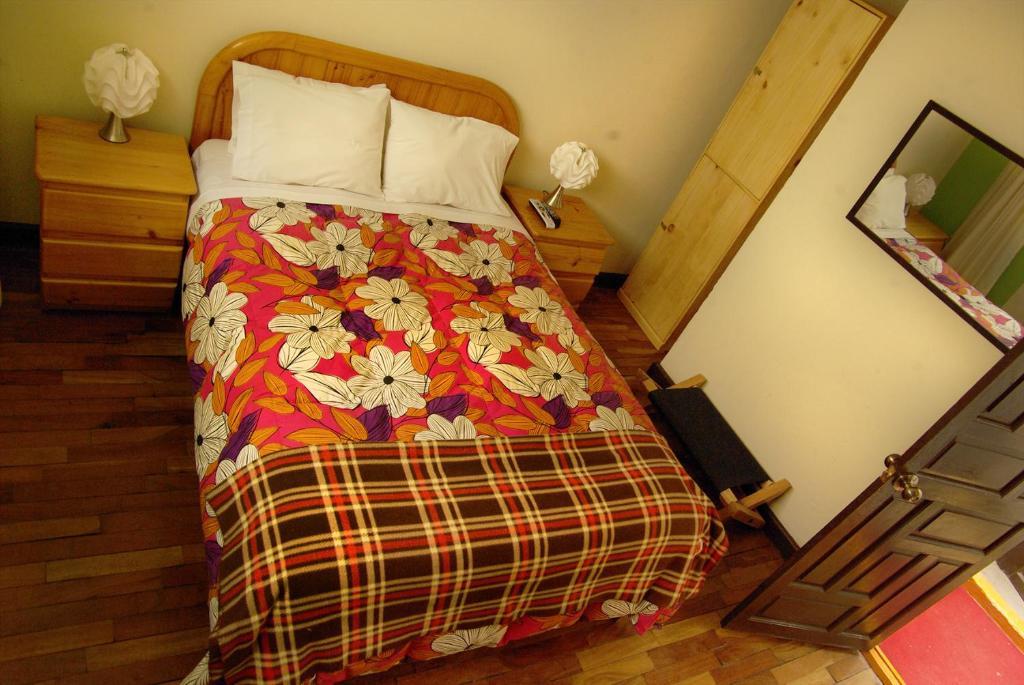Hostel Mama Simona - *
