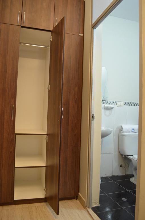 Hotel Julia's 2*