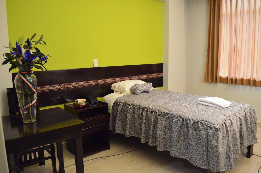 Hotel Julia's 2*