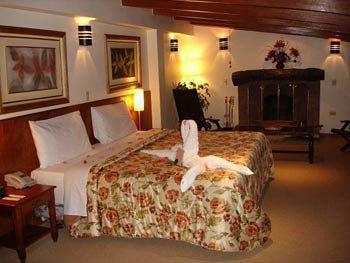 Hotel Ruinas 3*