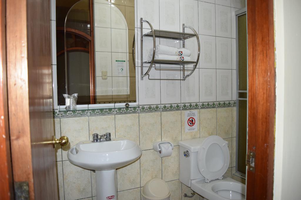 Sense Hotel 2*