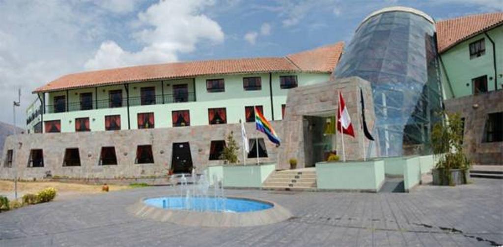 Dm Hotel