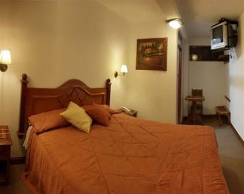 Hotel Golden Peru 2*