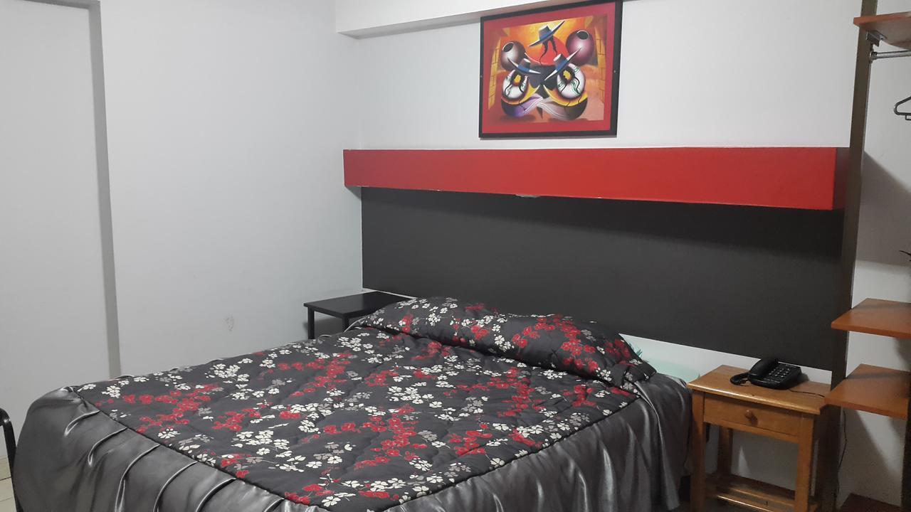 Platinum Palace 2*