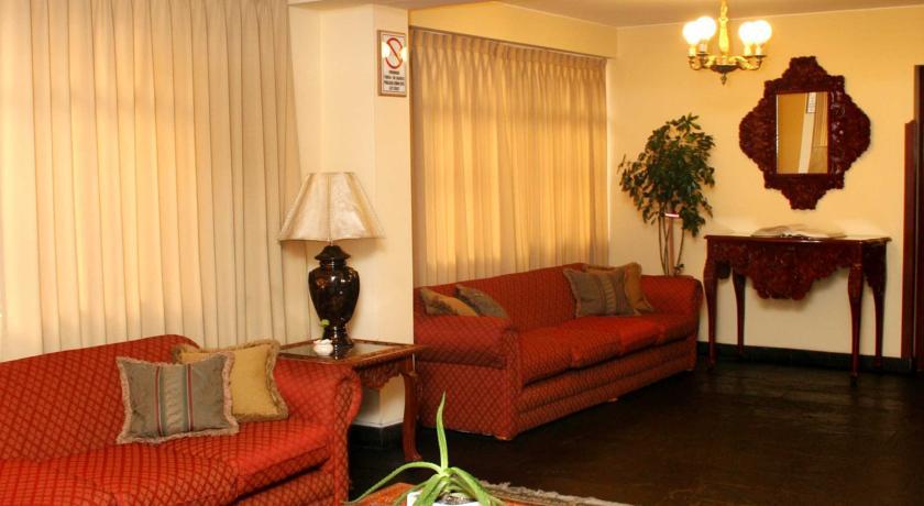 Agustos Hotel