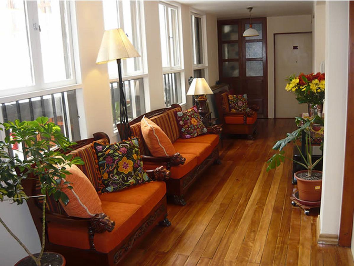 Casa Elena 2*