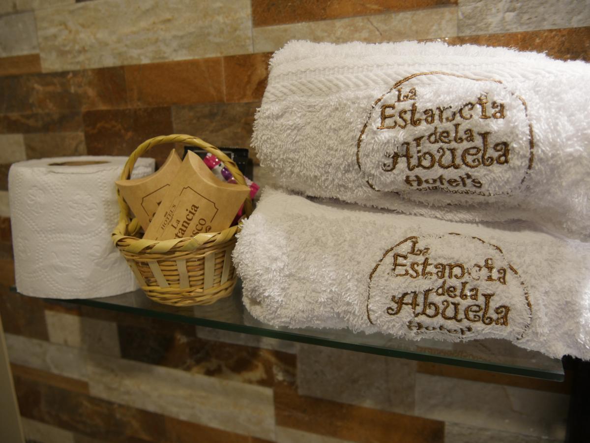 Hotel La Estancia 3*