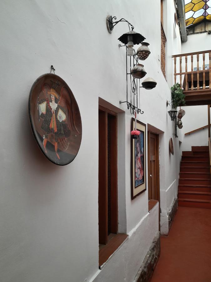 Imperial Golden House Hostel