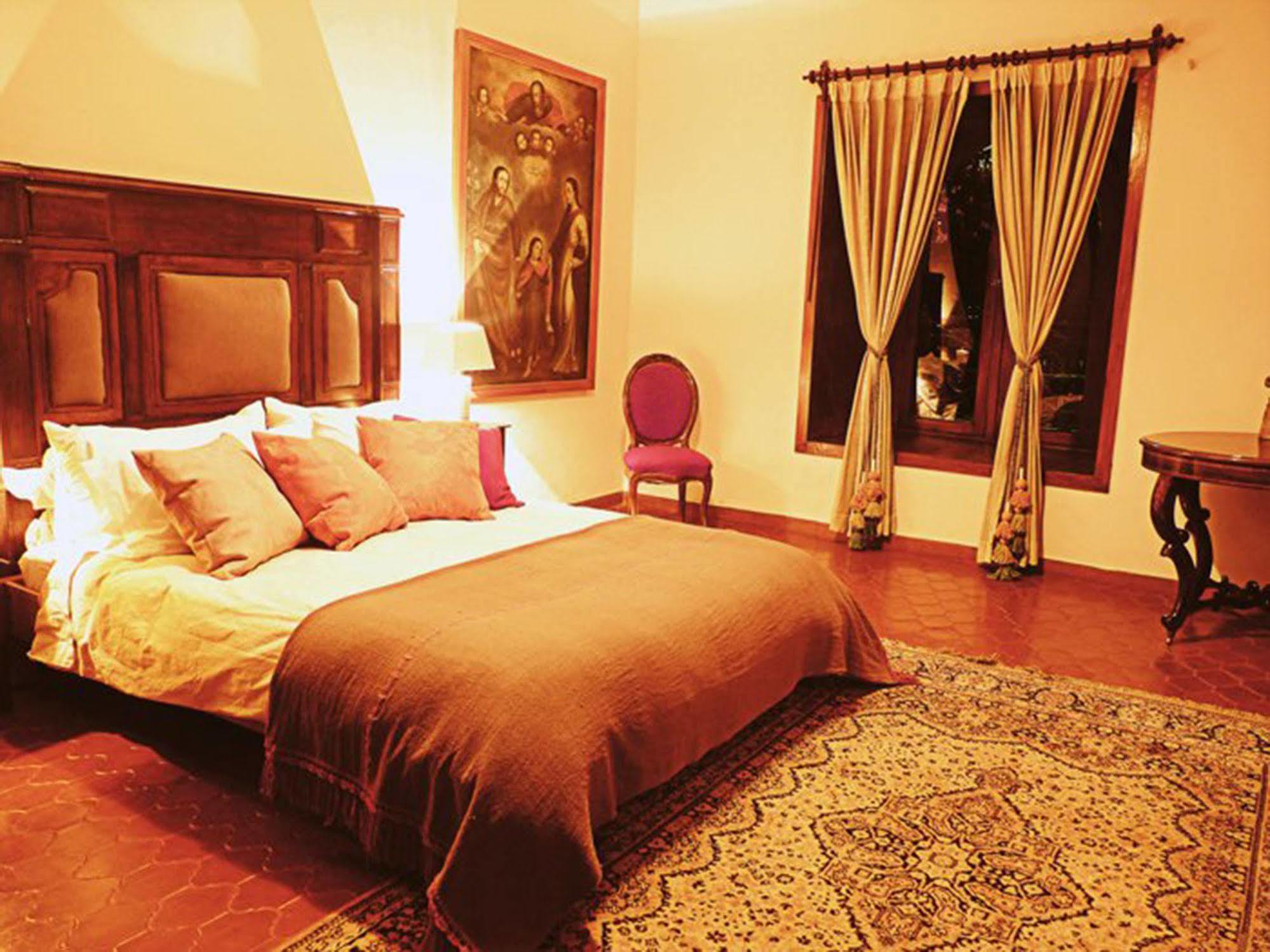 Hotel La Casona De San Jeronimo 3*