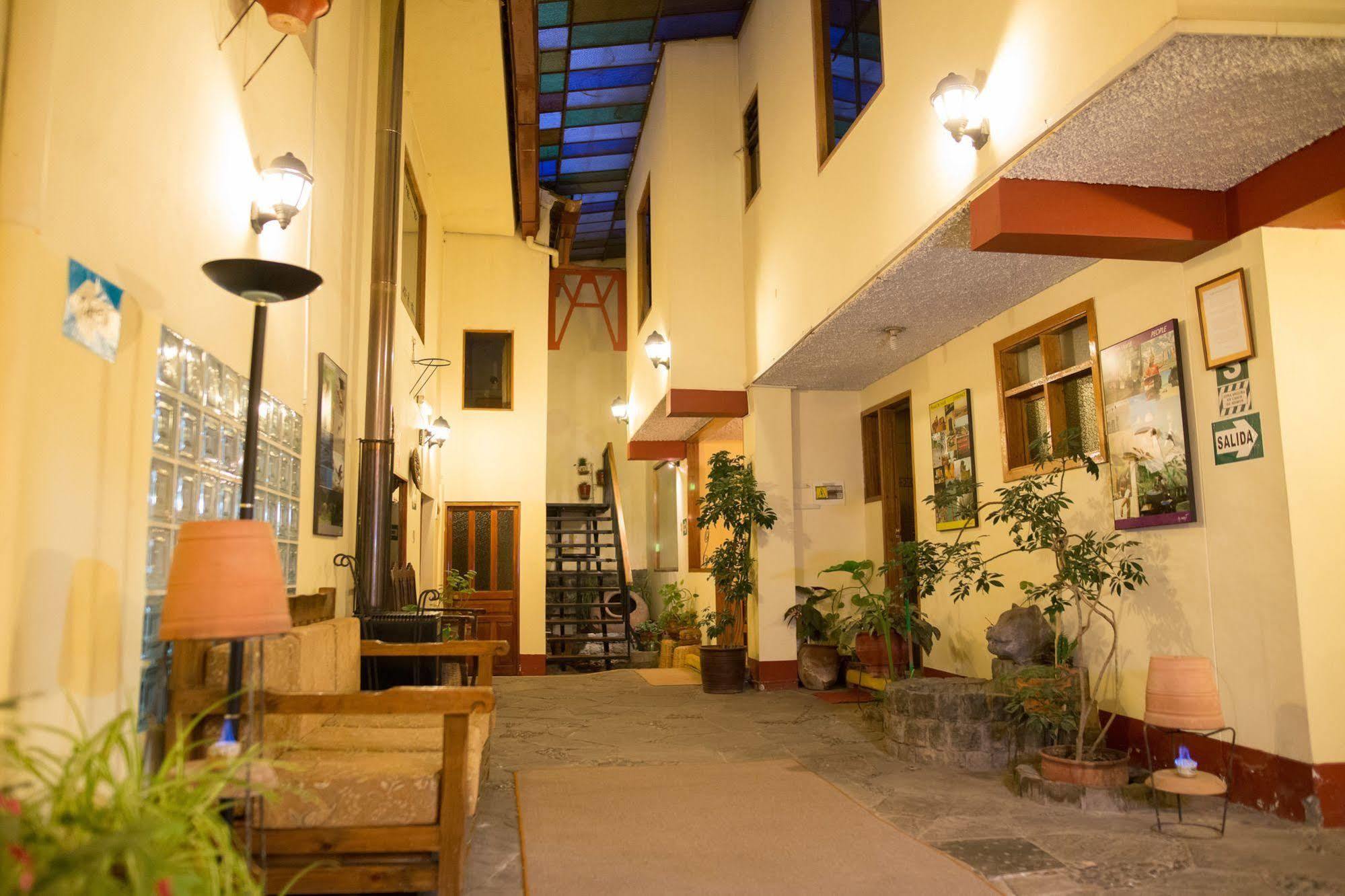 Aticos With Coworking 2* Cusco